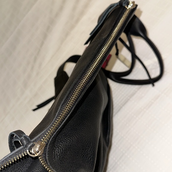 Vince Camuto Corla Leather Tote Handbag - Picture 3 of 7